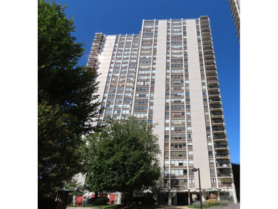 Lake Michigan - Cook County Condo For Sale in Chicago Illinois