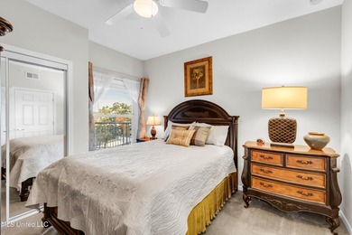 Beautifully furnished coastal condo with stunning views and - photo 11
