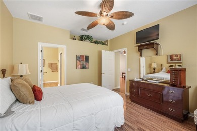 WOW AND WOW.  MOVE IN READY.  A GORGEOUS 2BED/2BATH 2-CAR GARAGE - photo 12