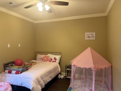 An Absolute show place! Three spacious bedrooms with many extras - photo 15