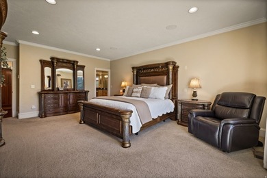 A rare mountain masterpiece where luxury living meets - photo 16