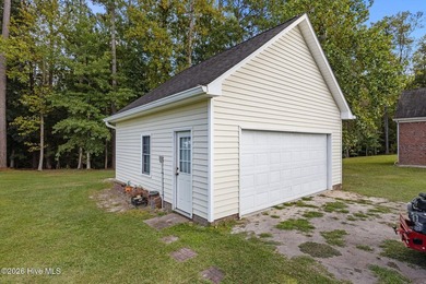 ''Sellers are offering up to $10,000 in buyer concession with an - photo 17