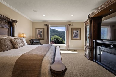 A rare mountain masterpiece where luxury living meets - photo 17