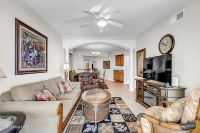 Beautifully furnished coastal condo with stunning views and - photo 20