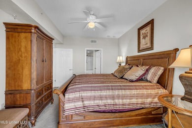 Beautifully furnished coastal condo with stunning views and - photo 23