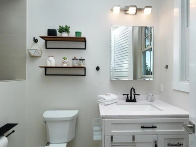 120 I Avenue presents a compelling opportunity to acquire one of - photo 44