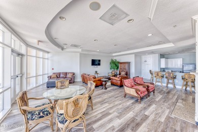 Beautifully furnished coastal condo with stunning views and - photo 50