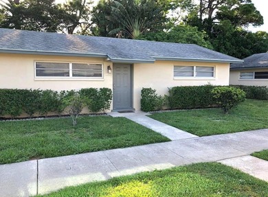Don't miss the grand opportunity to own a cozy 2-bedroom 1 - photo 1