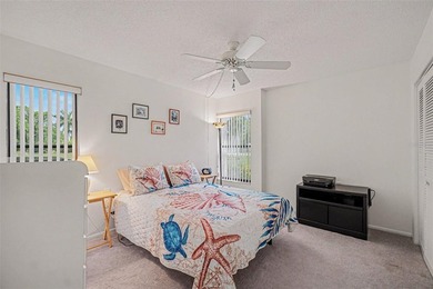 This stunning condo in the highly desirable waterfront community - photo 13