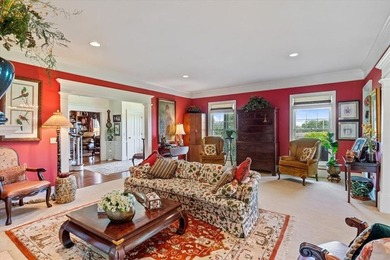 Nestled on one of the highest hilltops in Paris, Texas, this - photo 23
