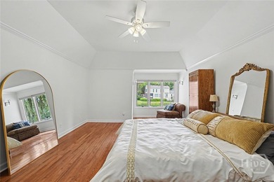 Welcome to *The Tree House* - a truly one-of-a-kind home nestled - photo 27