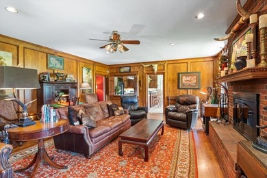 Nestled on one of the highest hilltops in Paris, Texas, this - photo 28
