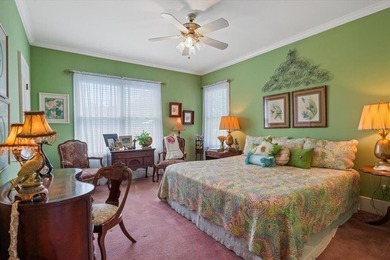 Nestled on one of the highest hilltops in Paris, Texas, this - photo 30