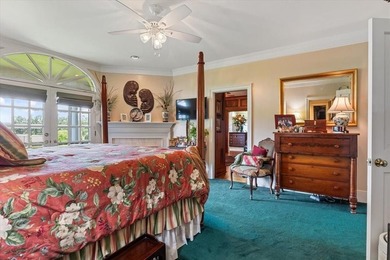 Nestled on one of the highest hilltops in Paris, Texas, this - photo 33