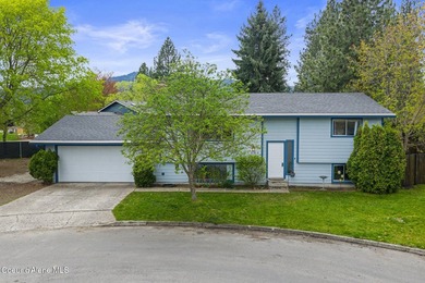 Welcome to this move-in ready 4BD/2BA home offering 2,113 sq. ft - photo 1