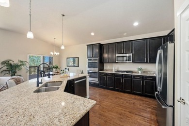 Welcome home to this beautifully appointed 5-bedroom, 3-bath - photo 8