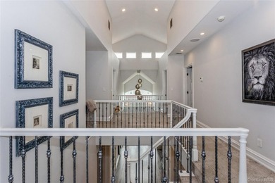 Spectacular Waterfront Luxury Estate in Lido Beach Nestled in - photo 15