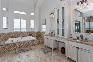 Spectacular Waterfront Luxury Estate in Lido Beach Nestled in - photo 20
