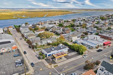 Incredible opportunity to own a completely updated Shell-branded - photo 20
