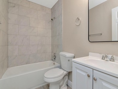 8 Unit Duplex portfolio in South Bradenton. There are a total of - photo 21