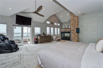 Spectacular Waterfront Luxury Estate in Lido Beach Nestled in - photo 22