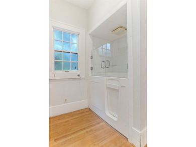 Classic architecture. Refined living. An exceptional setting - photo 22