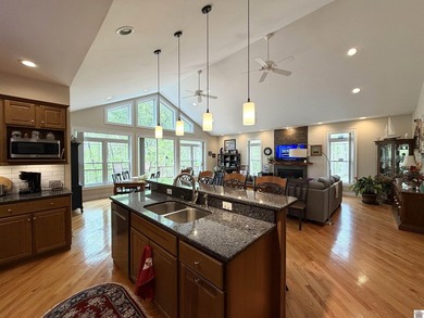 Welcome to 112 Lakeview Terrace, a completely private sanctuary - photo 23