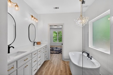 (SEE AGENT REMARKS)Recently completed ready for move-in! What a - photo 24