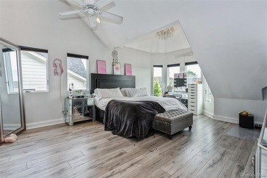 Spectacular Waterfront Luxury Estate in Lido Beach Nestled in - photo 25