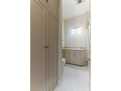 Classic architecture. Refined living. An exceptional setting - photo 26
