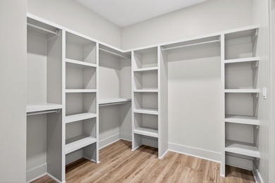 (SEE AGENT REMARKS)Recently completed ready for move-in! What a - photo 28