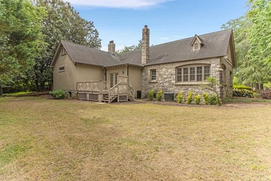 Classic architecture. Refined living. An exceptional setting - photo 40
