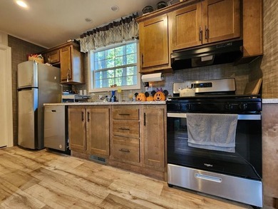 Affordable one-floor living in this like new 2023 manufactured - photo 9