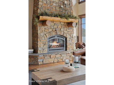 Experience the finest of Northwest luxury waterfront living on - photo 10
