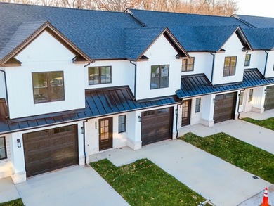 (private lake, pond, coastal) Townhome/Townhouse For Sale in Rustburg Virginia