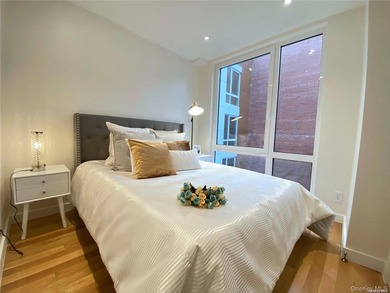 Flushing Prime Location, Brand New Condo. Walking Distance to - photo 11