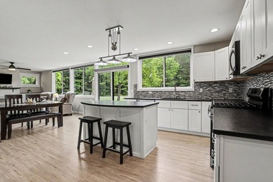 Absolutely pristine contemporary ranch in Belle Brook - photo 13