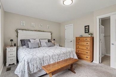 Absolutely pristine contemporary ranch in Belle Brook - photo 16