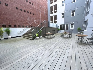 Flushing Prime Location, Brand New Condo. Walking Distance to - photo 16