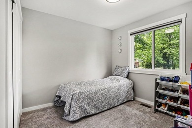 Absolutely pristine contemporary ranch in Belle Brook - photo 19