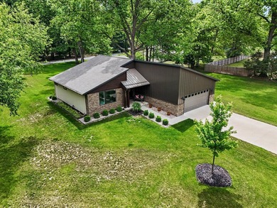 Absolutely pristine contemporary ranch in Belle Brook - photo 37