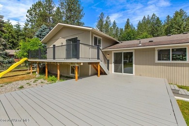 Beautifully updated 4-bedroom, 2.5-bath tri-level home in one of - photo 42