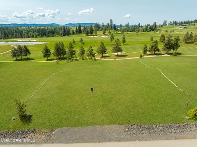 Floating over the 18th fairway and designed for two level living - photo 2