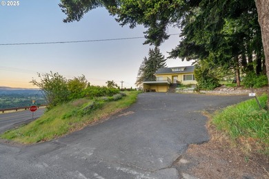 This 49-acre estate in the Columbia Gorge National Scenic Area - photo 7