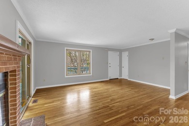 Outstanding location in North Asheville near lovely Beaver Lake - photo 12