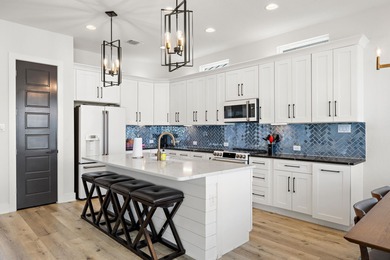 Motivated seller! Located in the heart of Kingsland, this single - photo 12