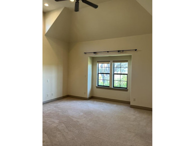 Very nice stand-alone home in desirable Comanche Trace - photo 18