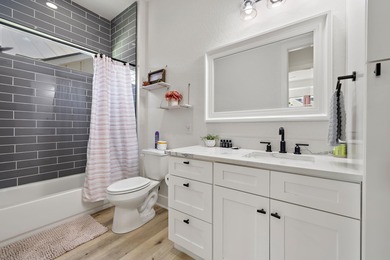 Motivated seller! Located in the heart of Kingsland, this single - photo 20