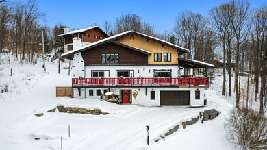 Lake Home For Sale in Sainte-Agathe-Des-Monts, QC