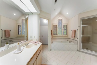 Designed and built by renowned Columbus builder Hal Averett - photo 22
